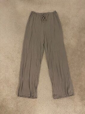 Old Navy Gray Crinkle Lounge Pants